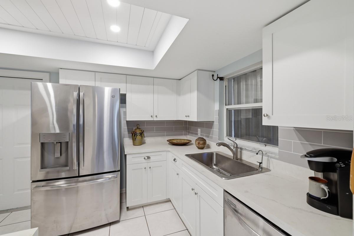 SPANISH GARDENS - Residential