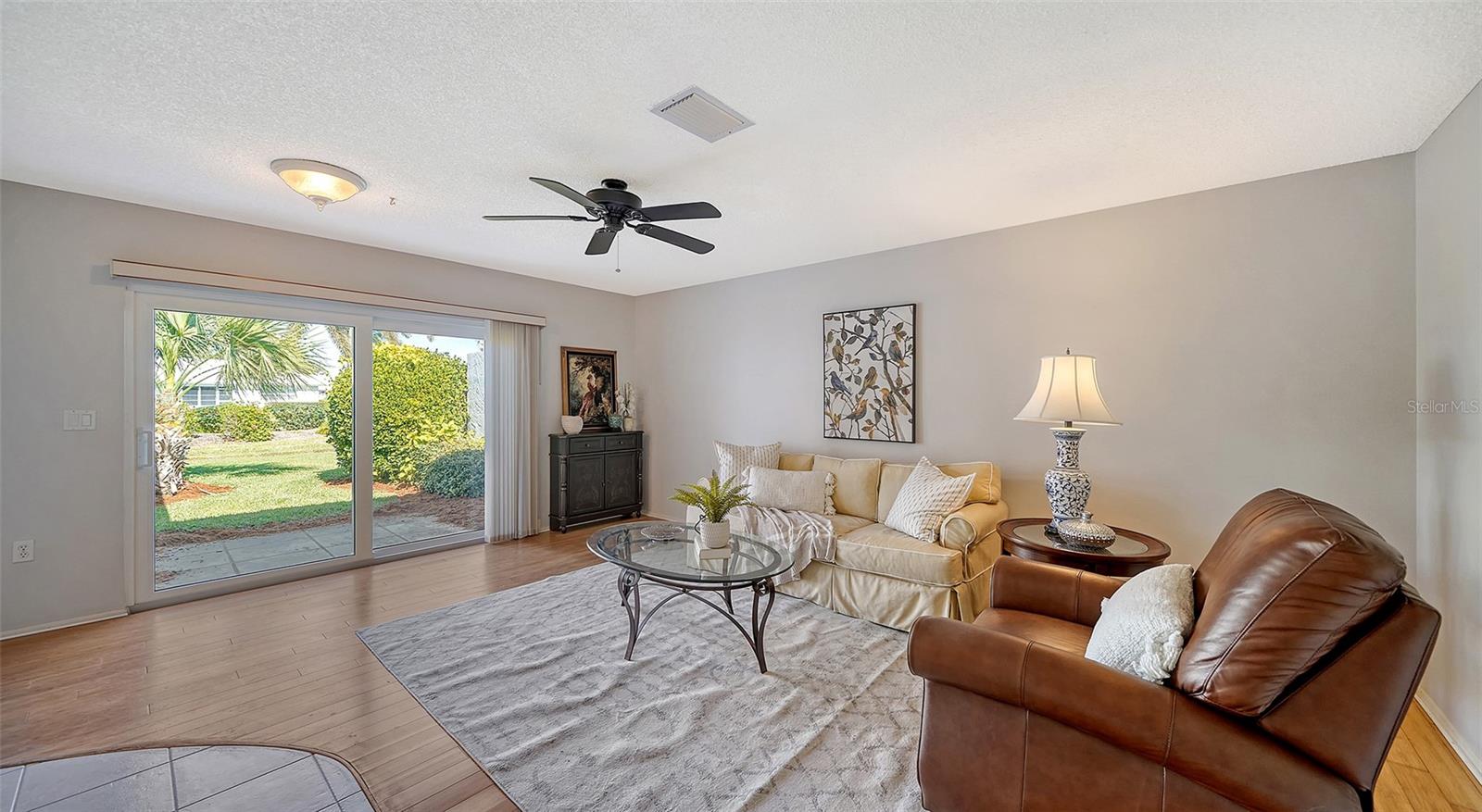 VILLAGE GREEN OF BRADENTON SEC 9 - Residential