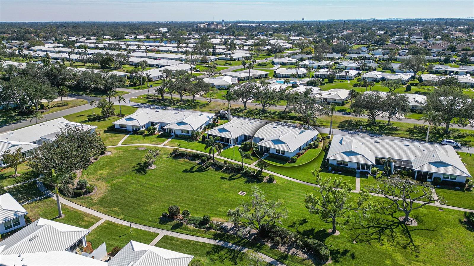 VILLAGE GREEN OF BRADENTON SEC 9 - Residential