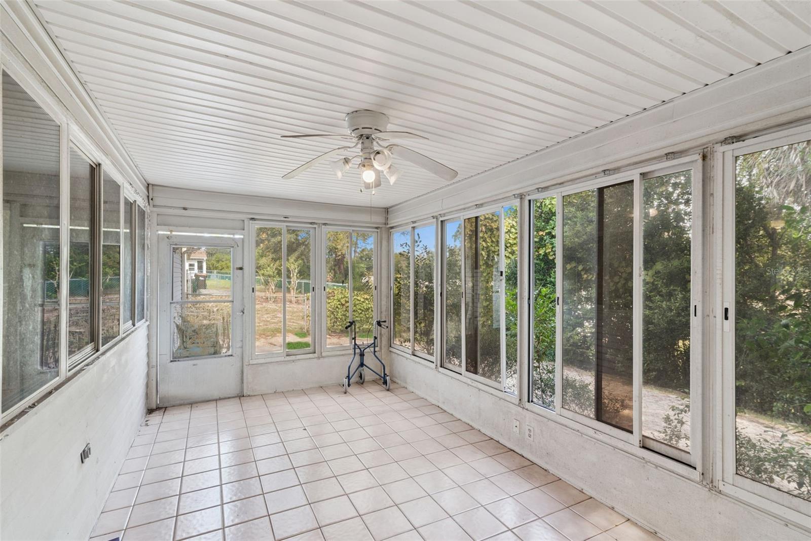 OAK RUN - Residential