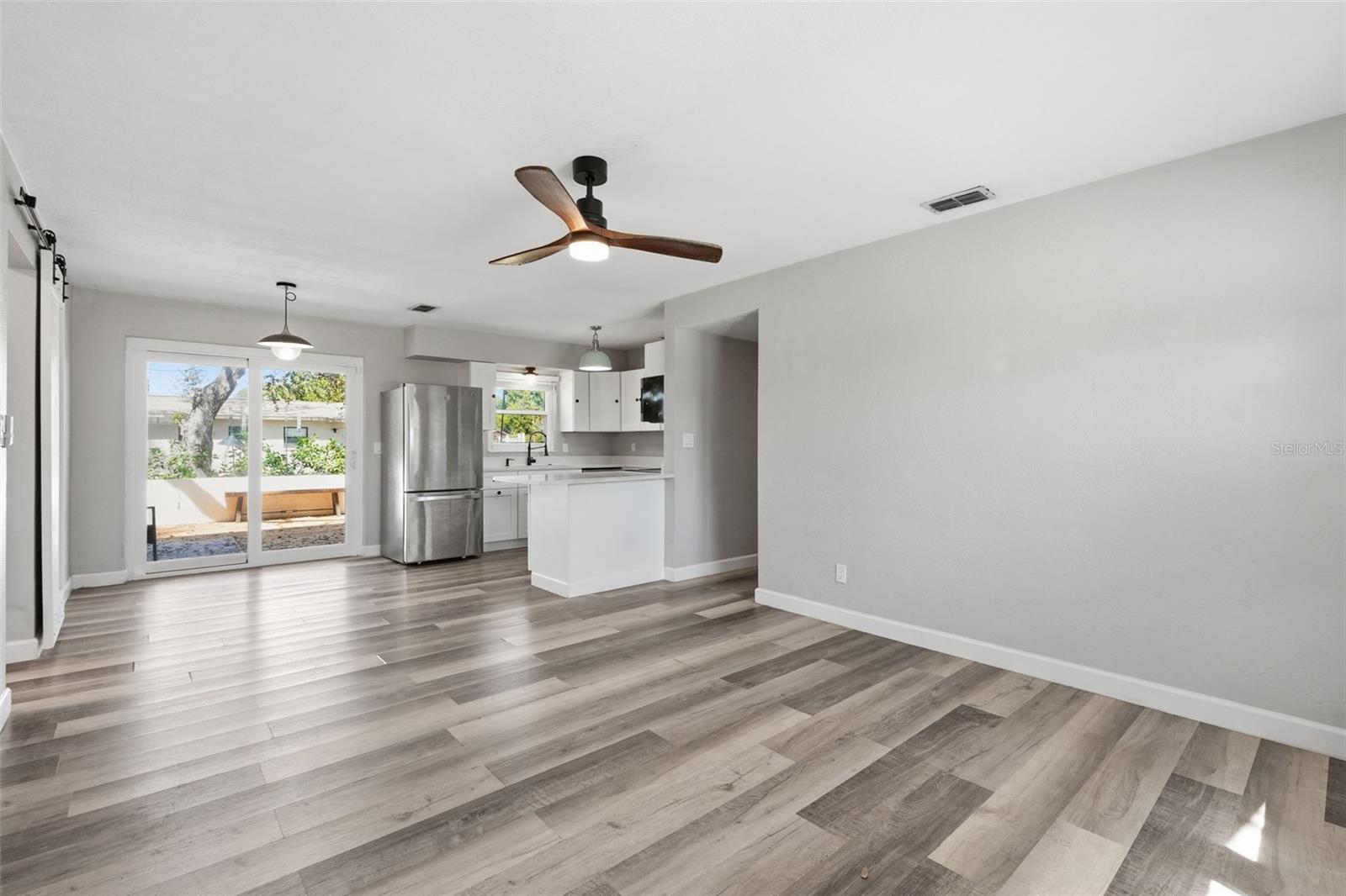 3951 PORPOISE DRIVE SE