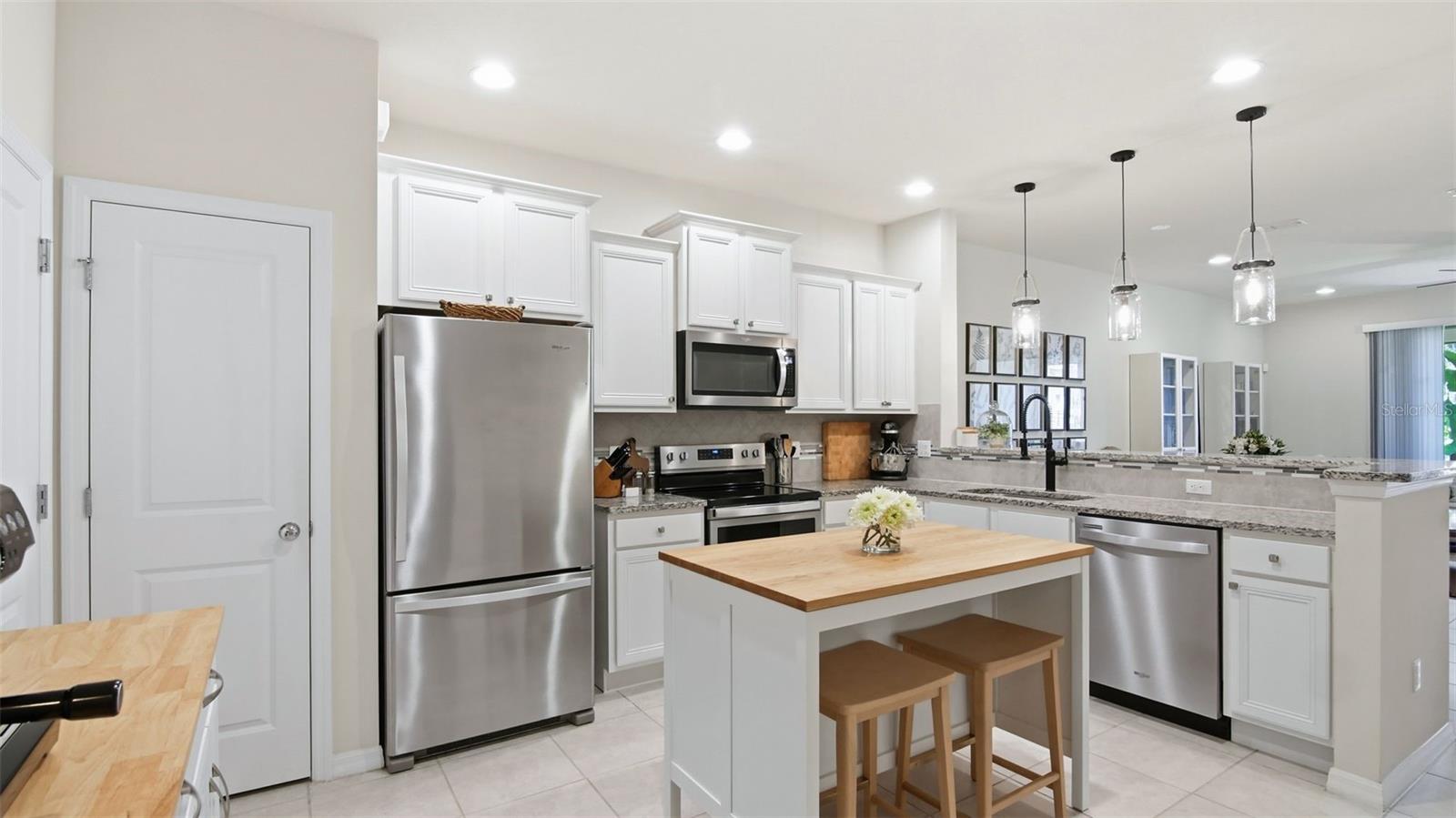 EMERSON NORTH TWNHMS - Residential