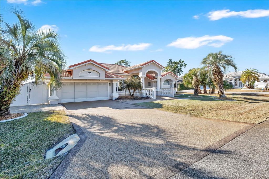 Photo of 2 Coventry Place, Palm Coast, FL 32137 (MLS # FC315933)