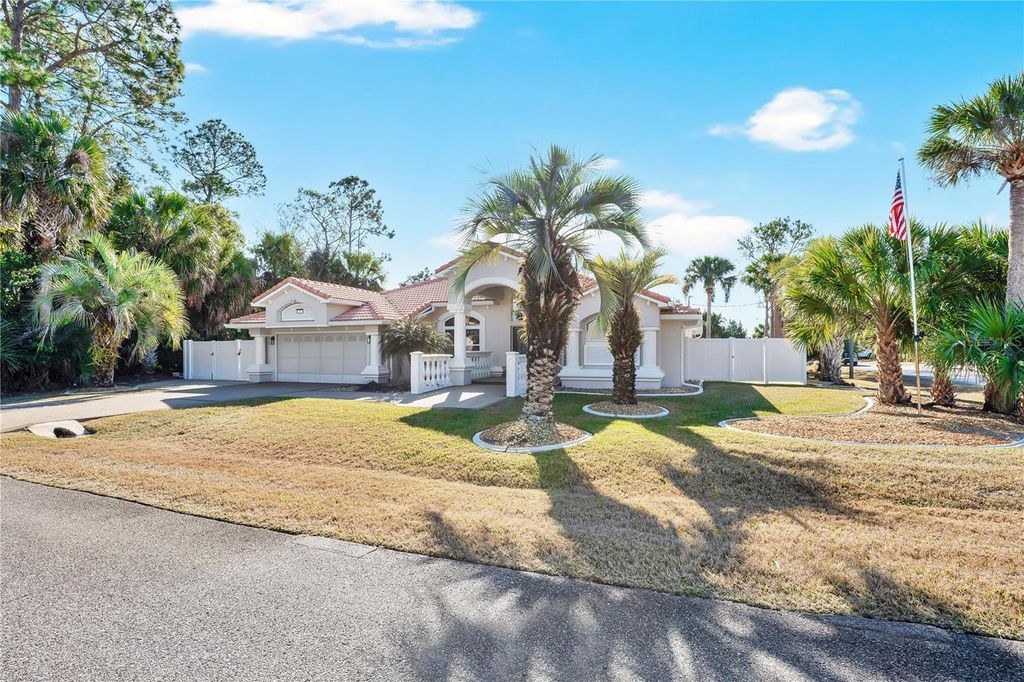 Photo of 2 Coventry Place, Palm Coast, FL 32137 (MLS # FC315933)