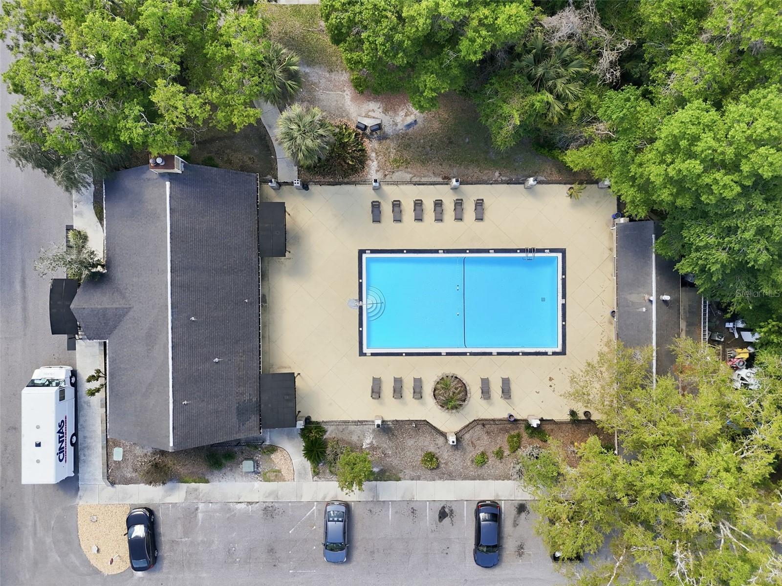 STONE CREEK POINTE A CONDOMINI - Residential