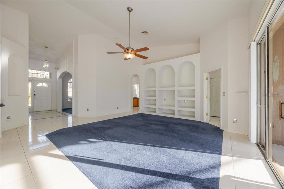 HIGHLANDS RESERVE PHASES 3A & 3B - Residential Lease