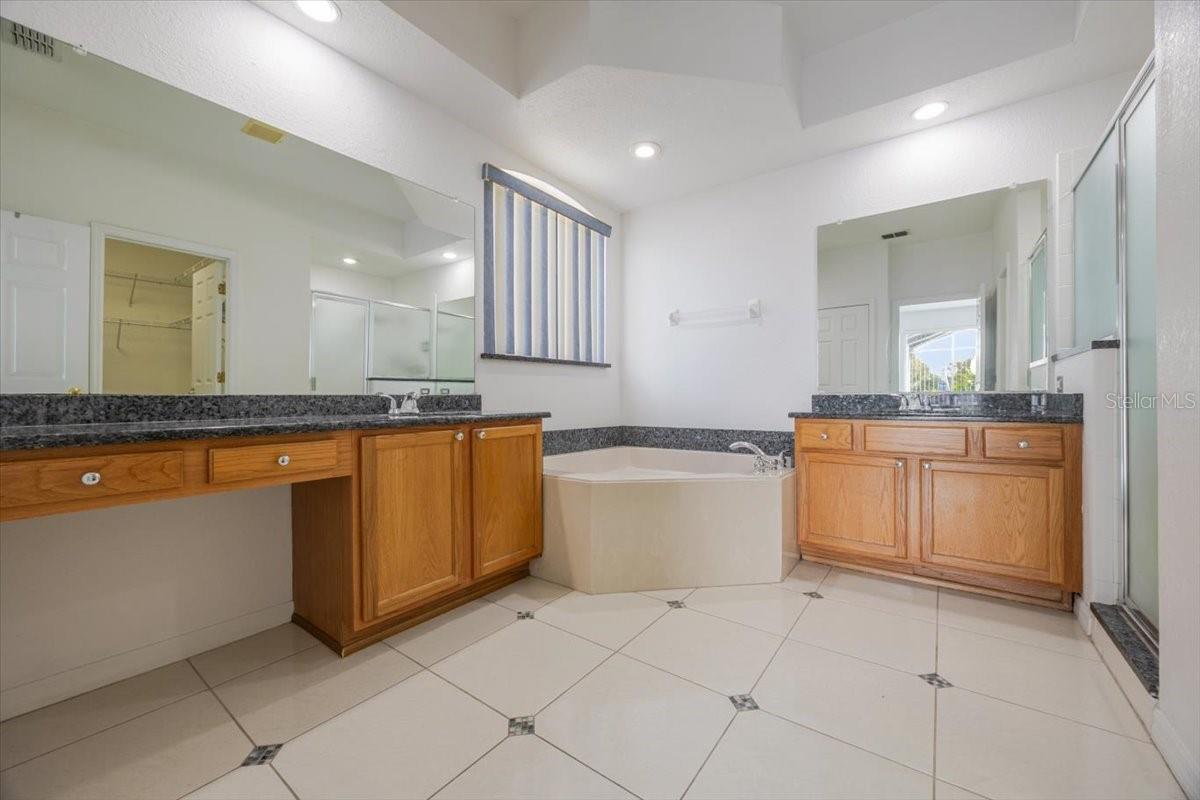 HIGHLANDS RESERVE PHASES 3A & 3B - Residential Lease