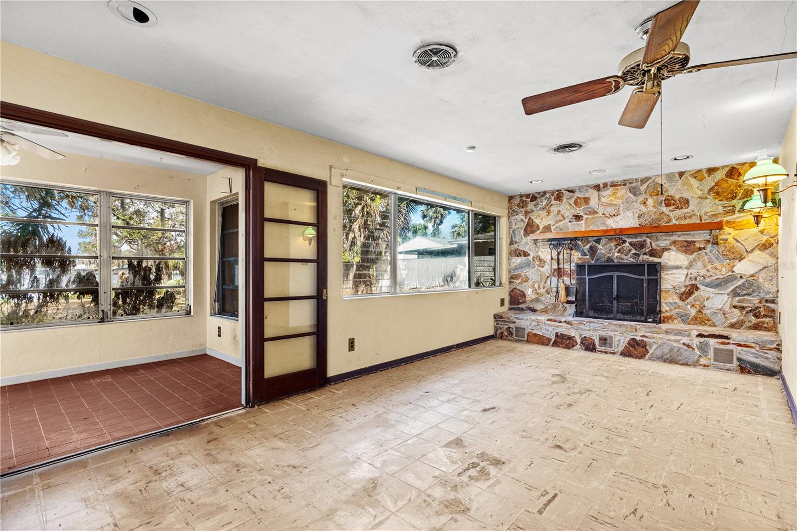 HARBOR OAKS UNIT 01 - Residential