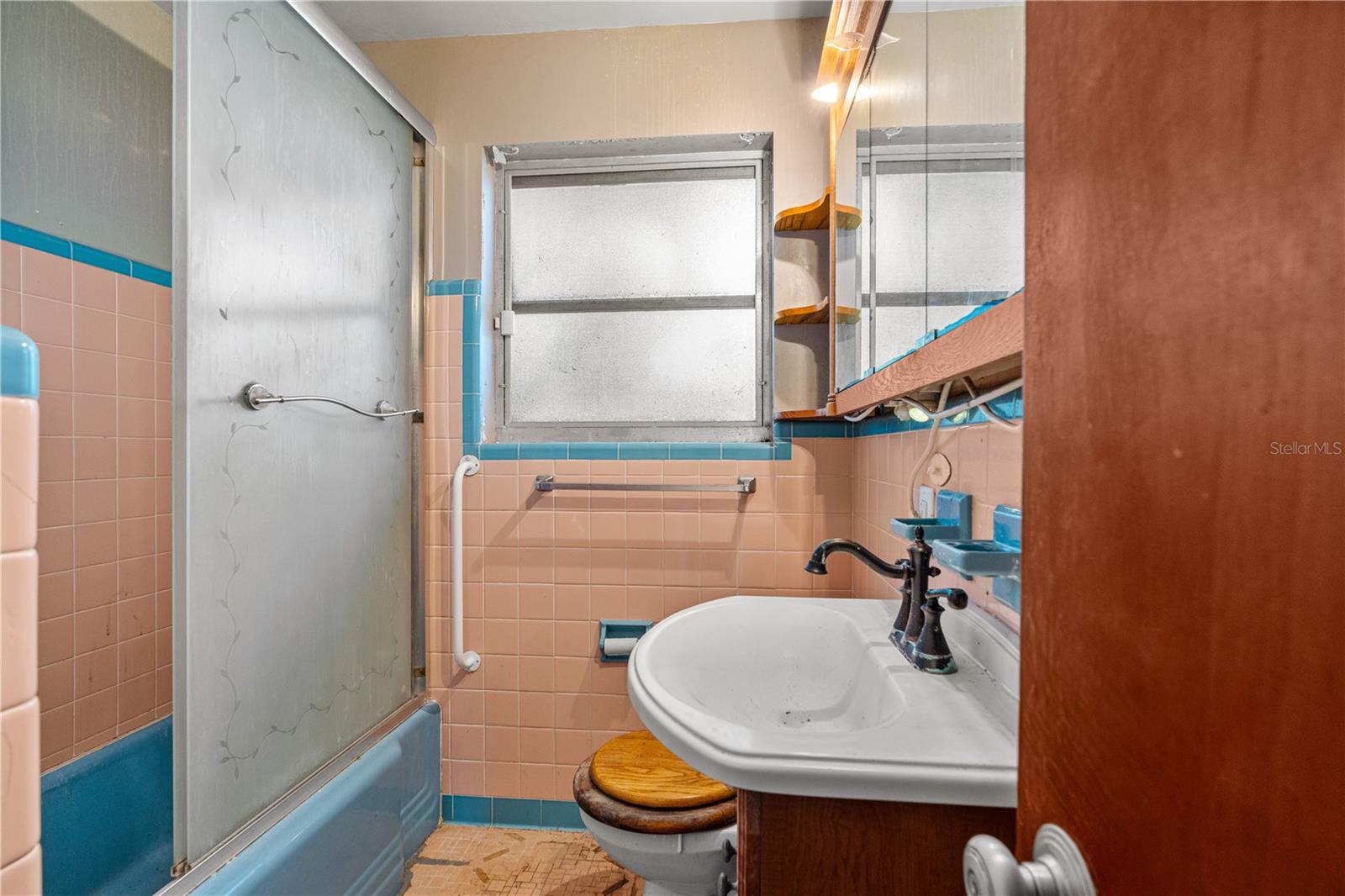 HARBOR OAKS UNIT 01 - Residential