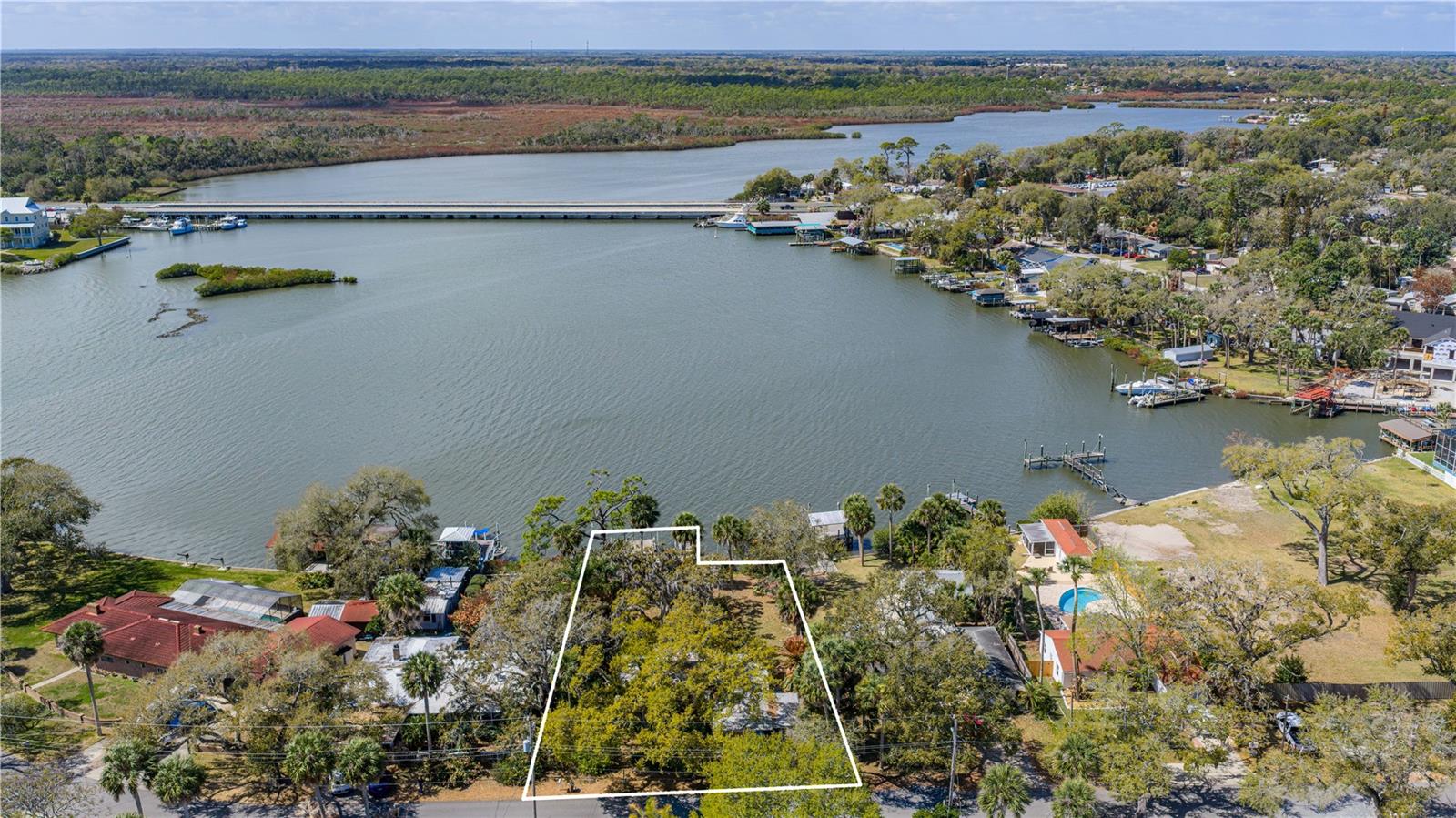 HARBOR OAKS UNIT 01 - Residential