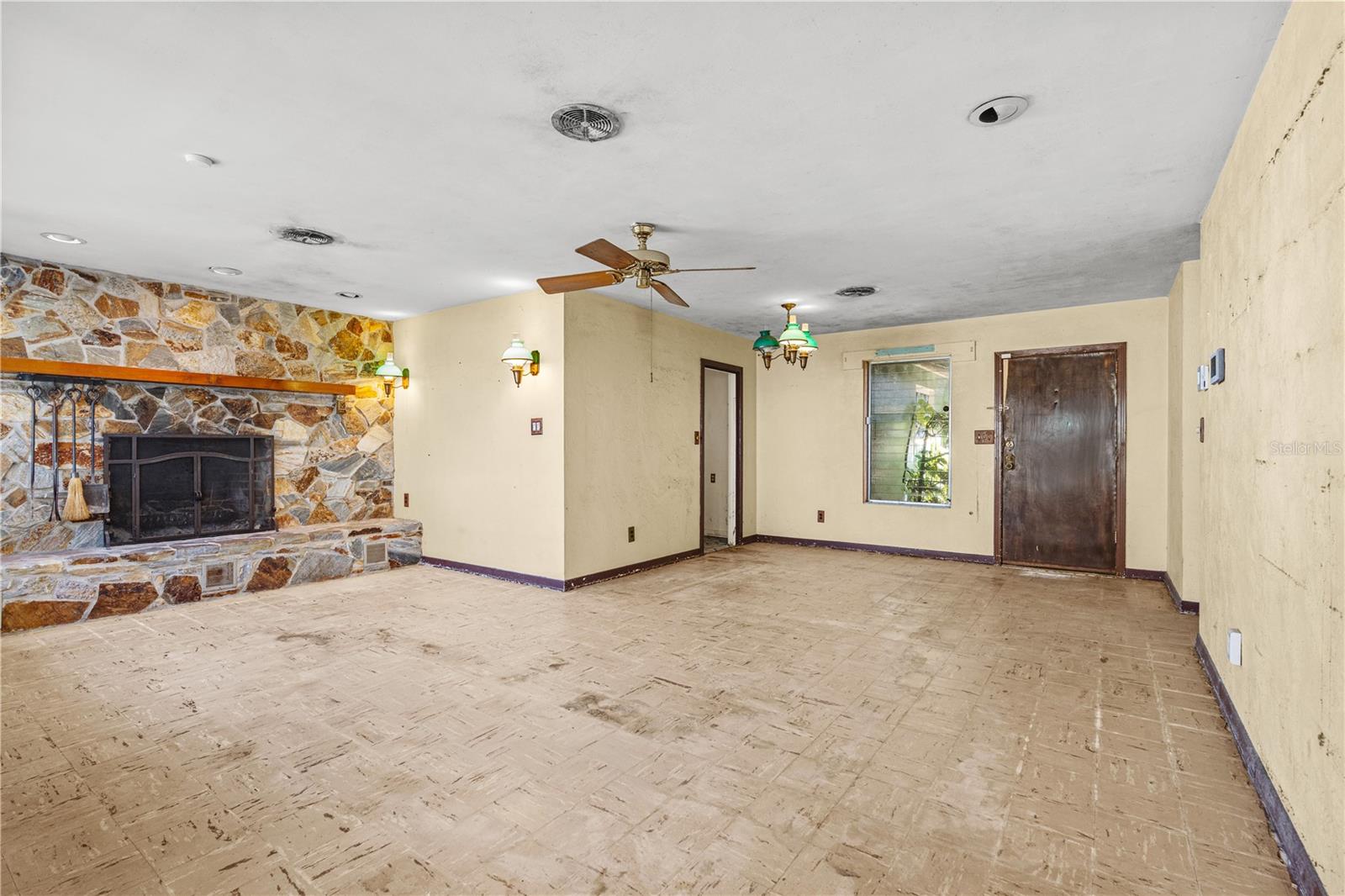 HARBOR OAKS UNIT 01 - Residential