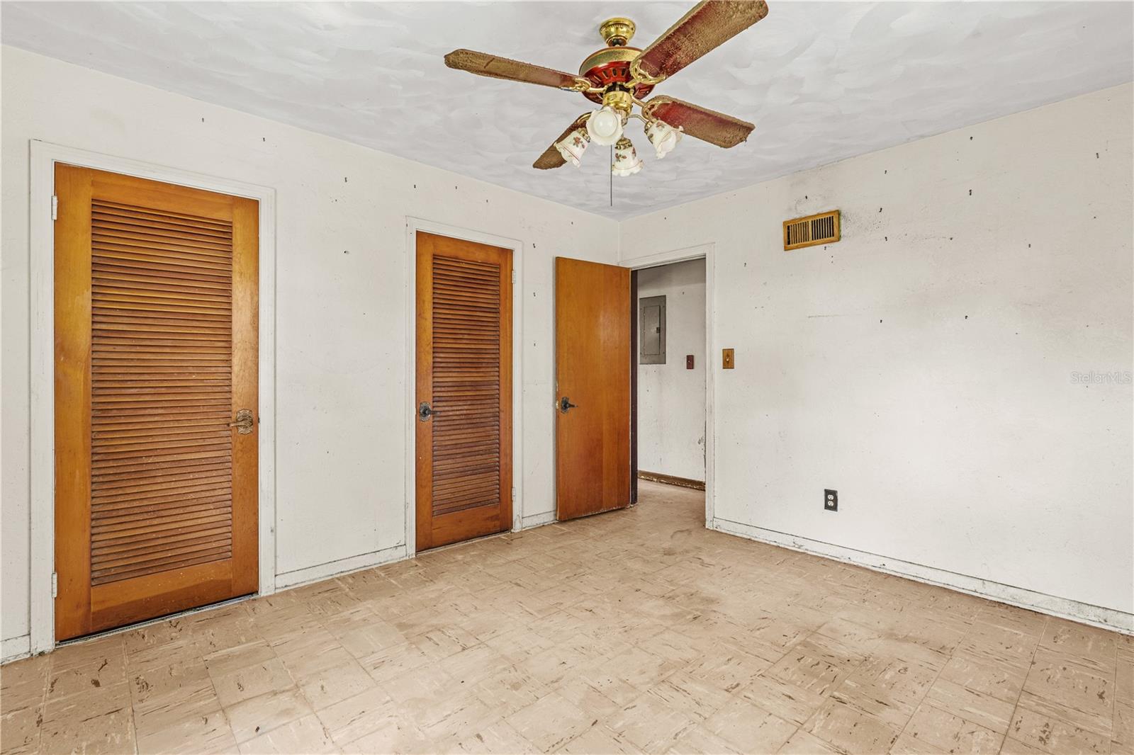 HARBOR OAKS UNIT 01 - Residential