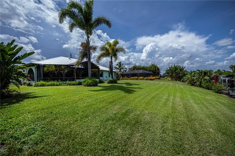 A home in PORT CHARLOTTE