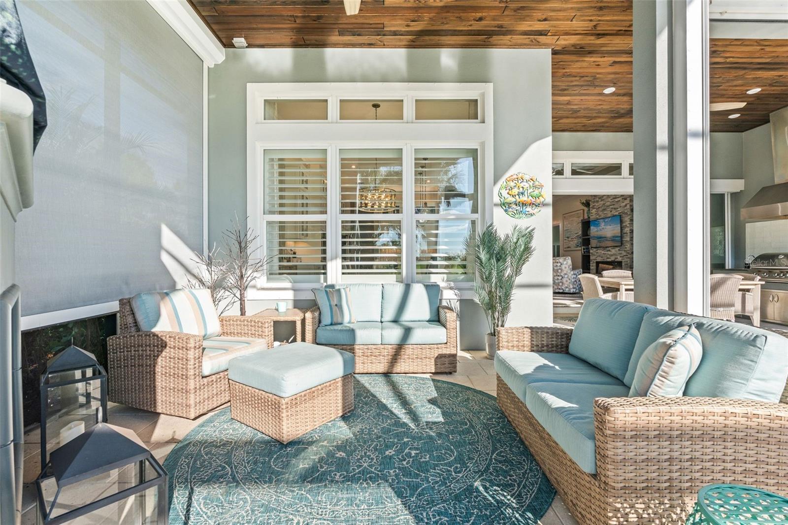 AZARIO ESPLANADE - Residential