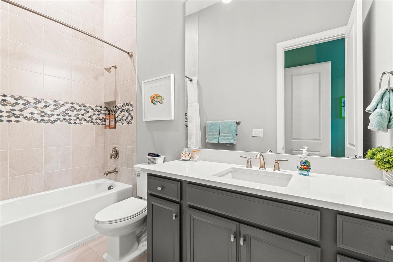 AZARIO ESPLANADE - Residential