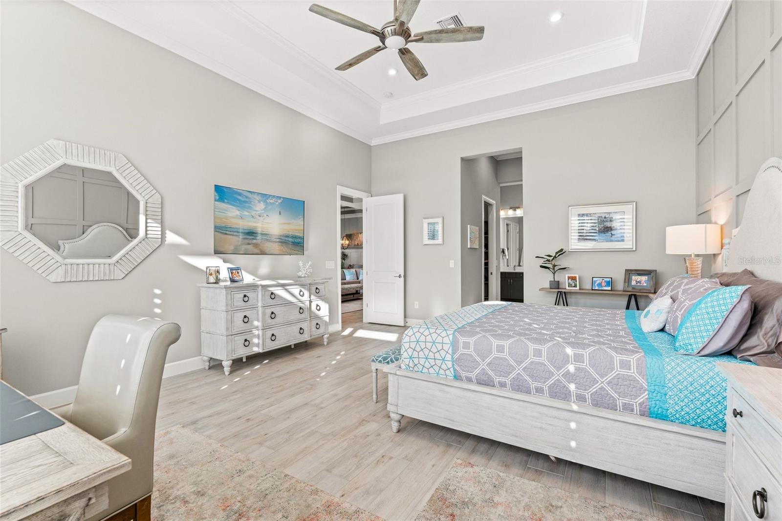 AZARIO ESPLANADE - Residential