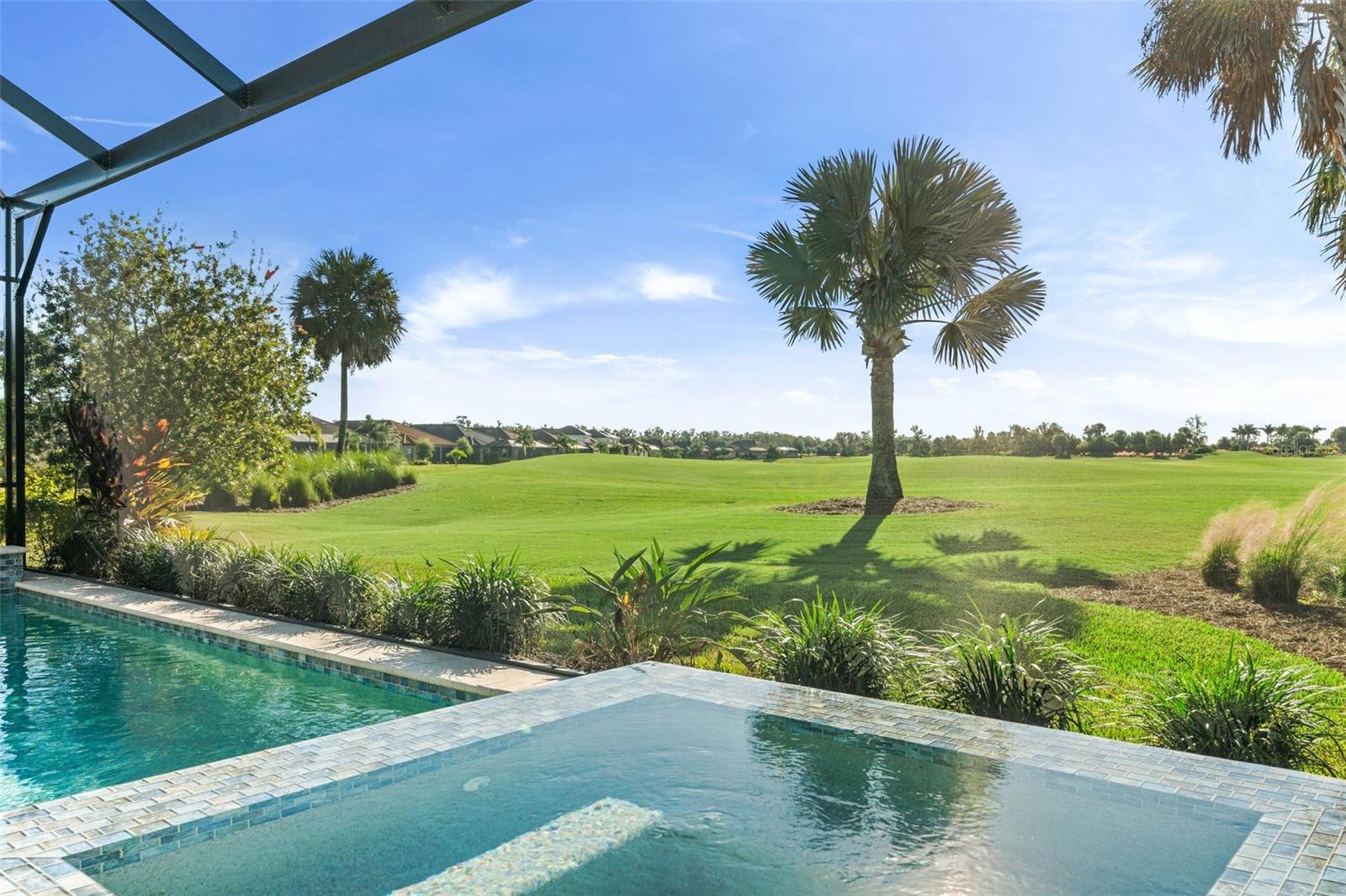 AZARIO ESPLANADE - Residential