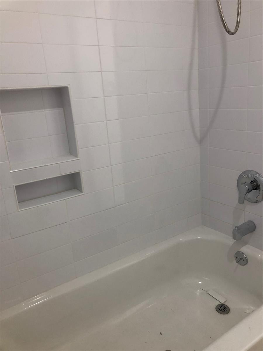 1750 CHIPPEWA TRAIL