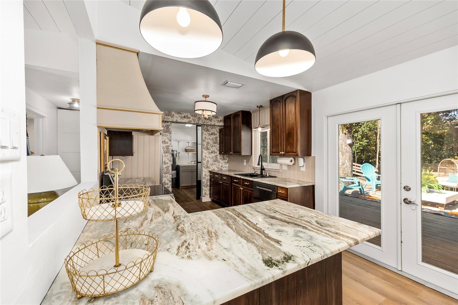 JAMES MCINTOSH SUB - Residential