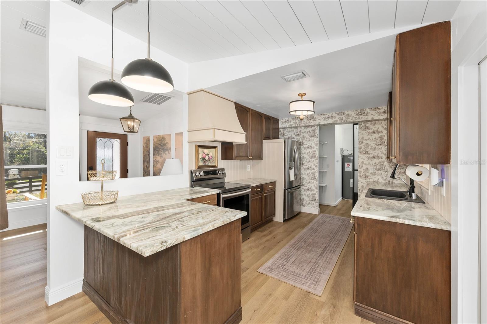 JAMES MCINTOSH SUB - Residential