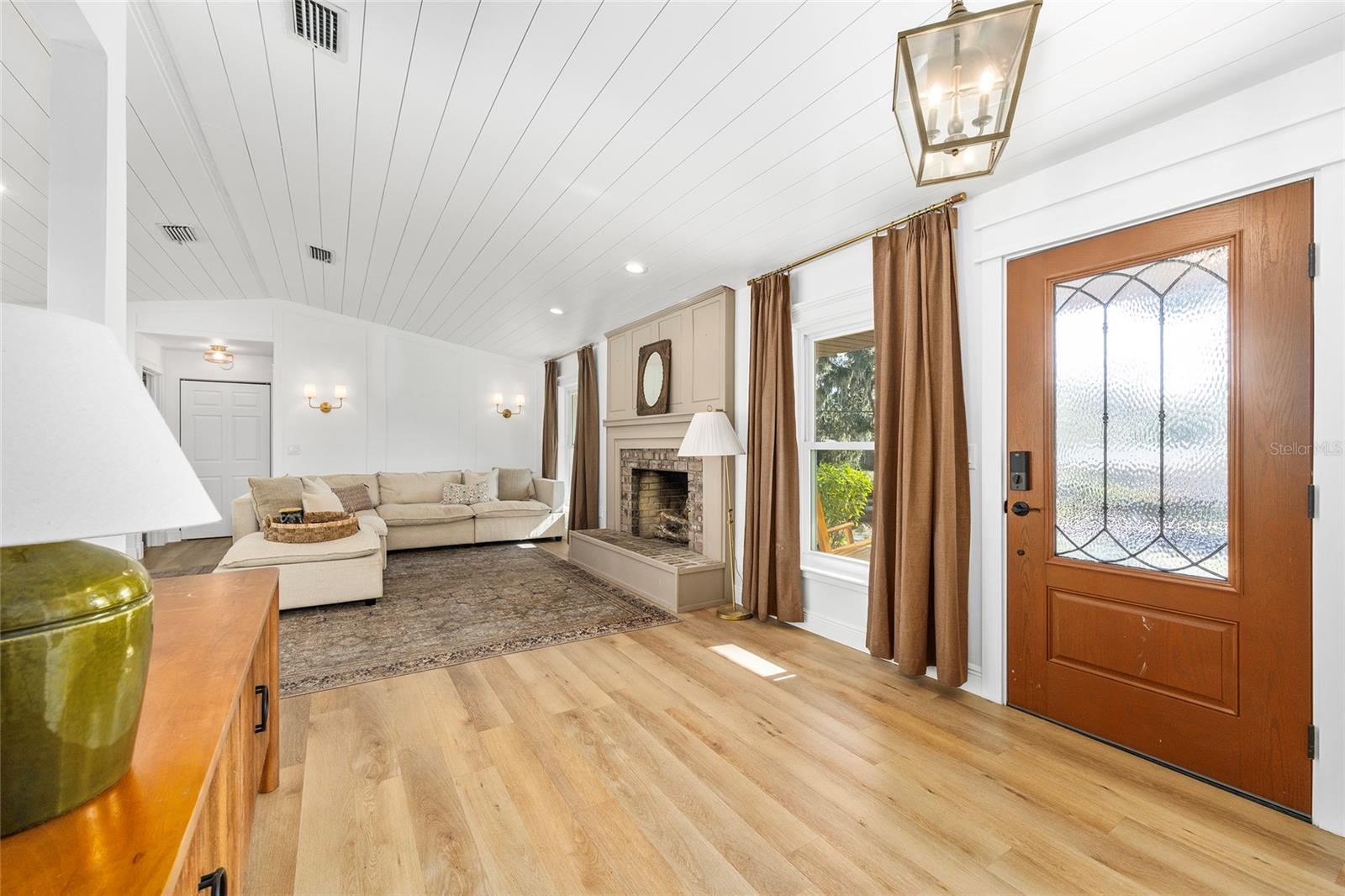 JAMES MCINTOSH SUB - Residential