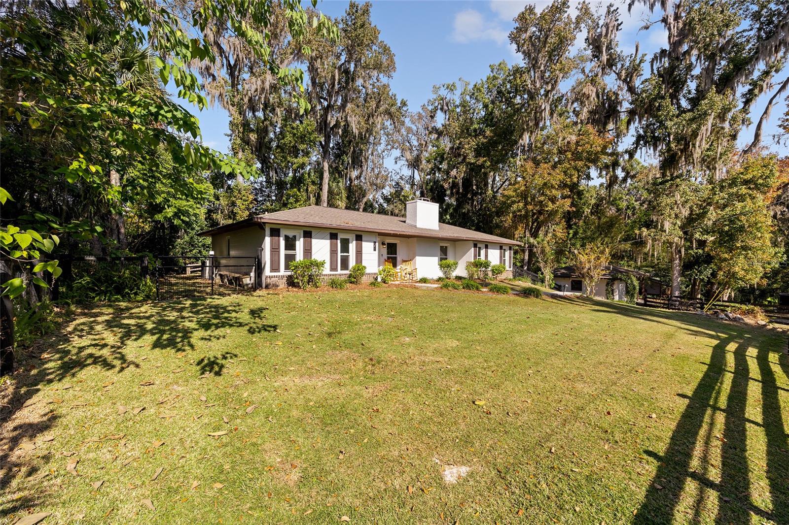 JAMES MCINTOSH SUB - Residential