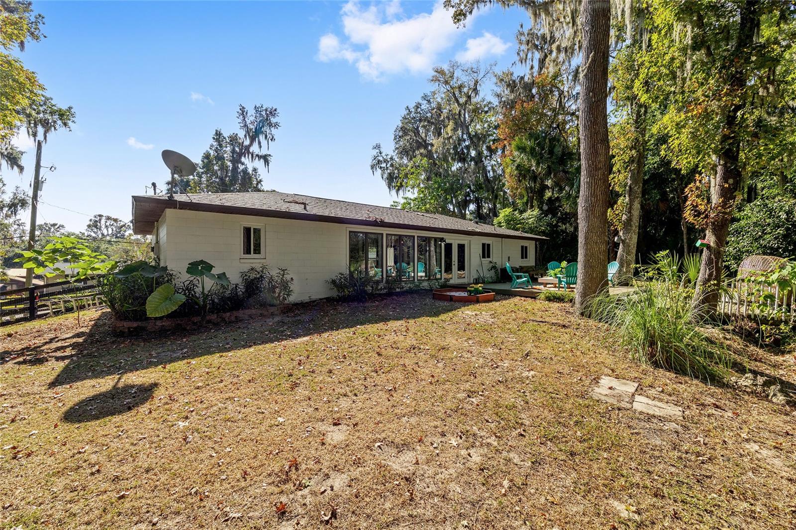 JAMES MCINTOSH SUB - Residential