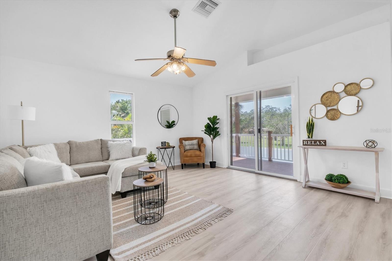 BOCA CEIGA PARK - Residential