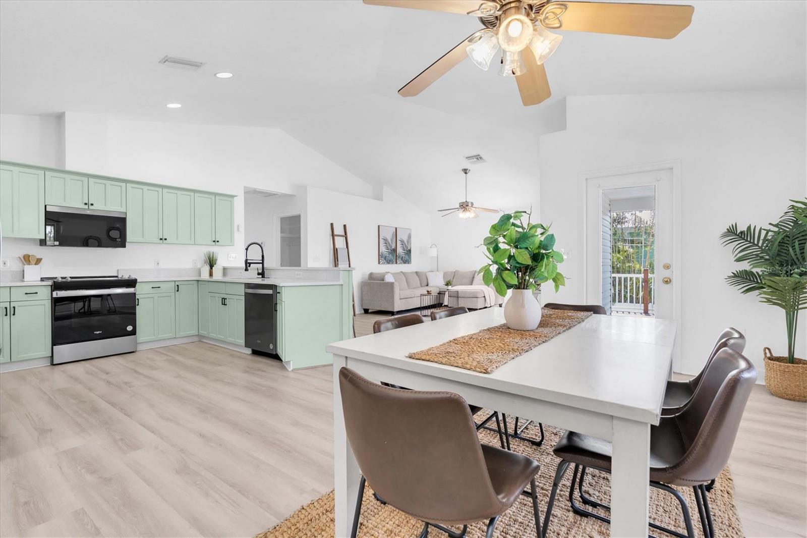 BOCA CEIGA PARK - Residential