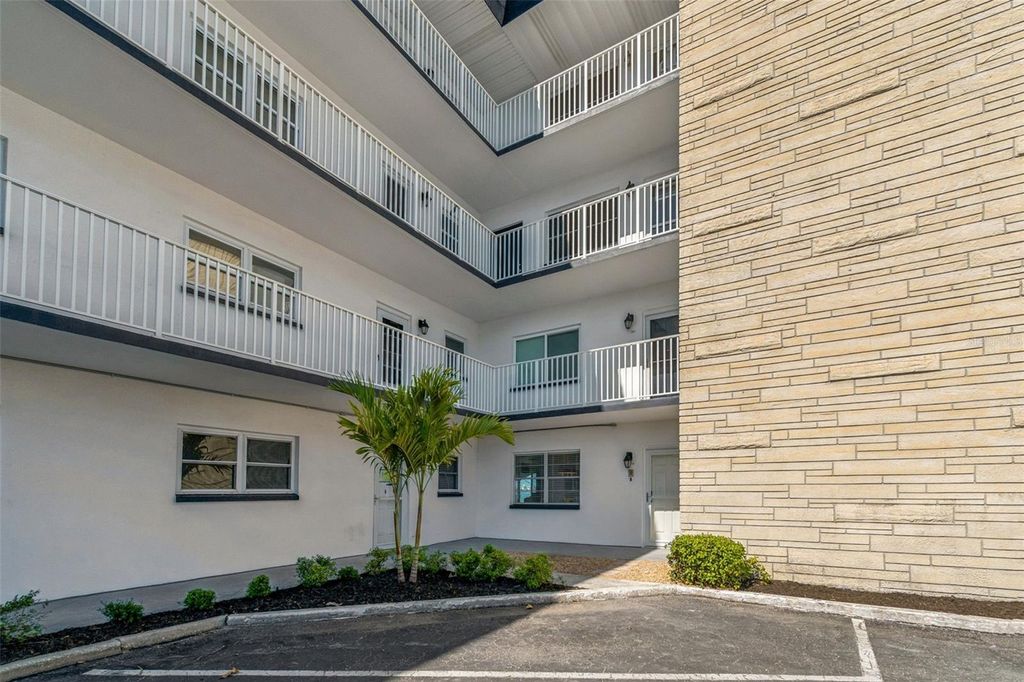 Photo of 5960 30th Avenue S #114, Gulfport, FL 33707 (MLS # TB8502077)
