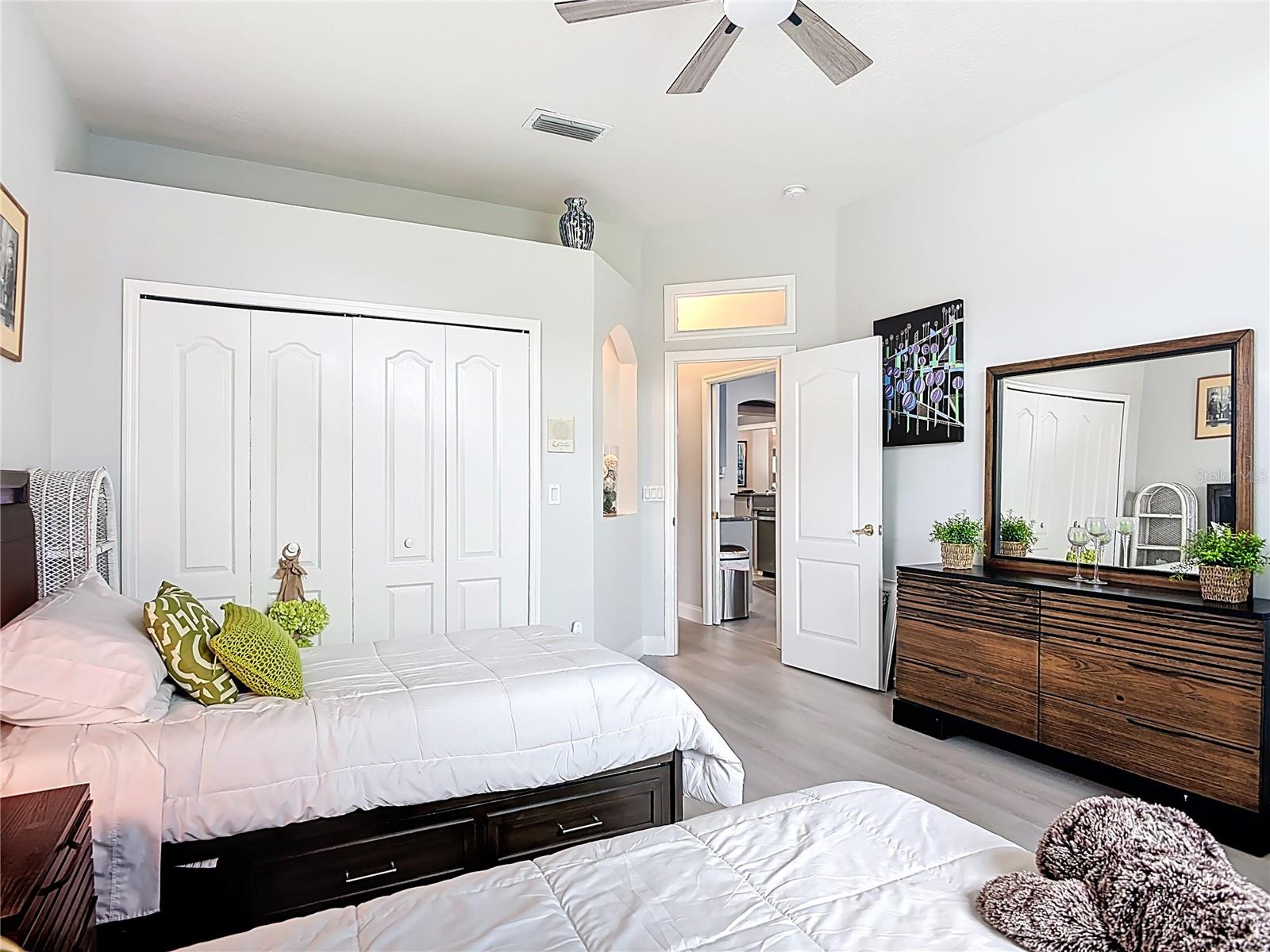 CYPRESS HEAD PH 02B - Residential