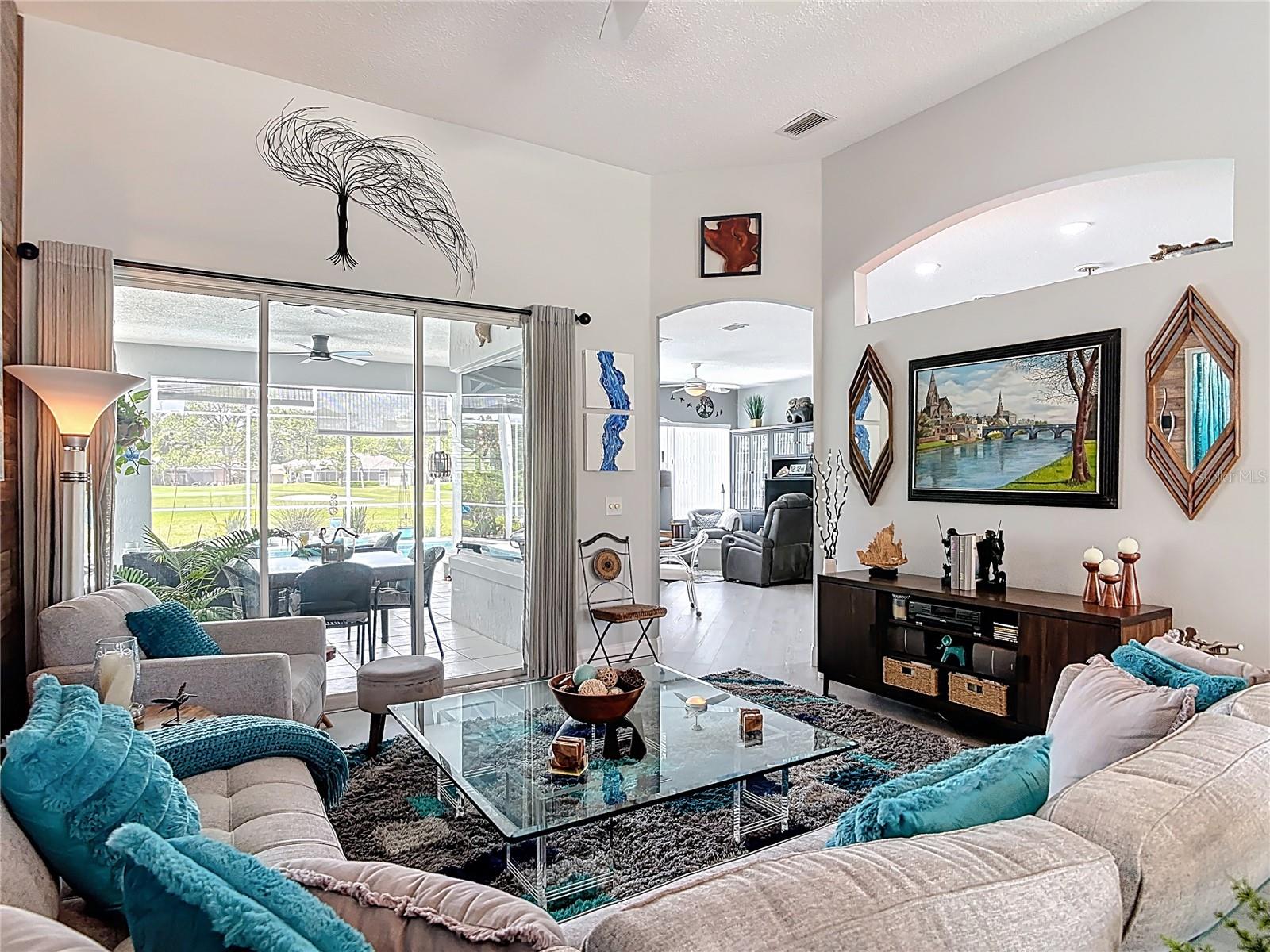 CYPRESS HEAD PH 02B - Residential