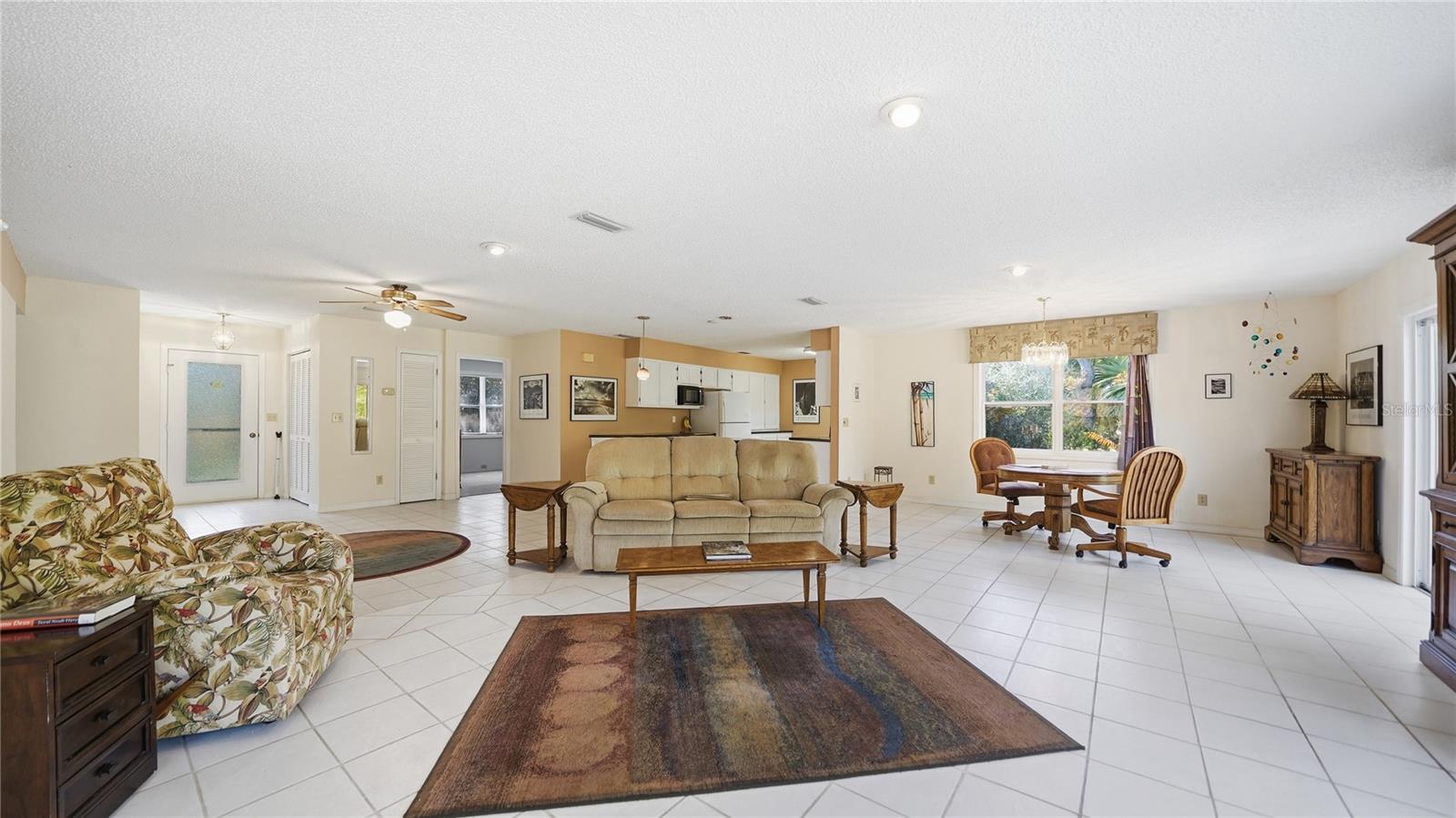 SUNSET PARK - Residential