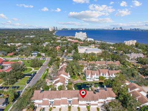 A home in TAMPA