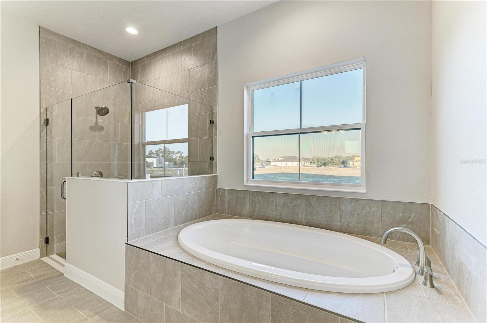 TRIPLE CREEK - Residential