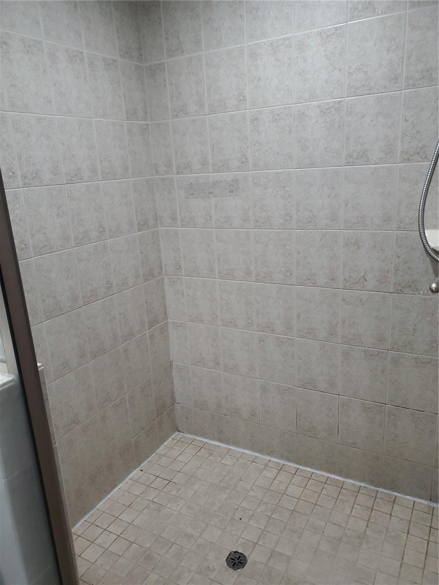 PALM COAST SEC 09 - Residential Lease