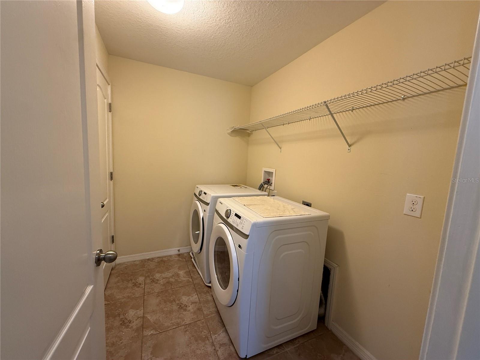 GRAND HAMPTON - Residential Lease