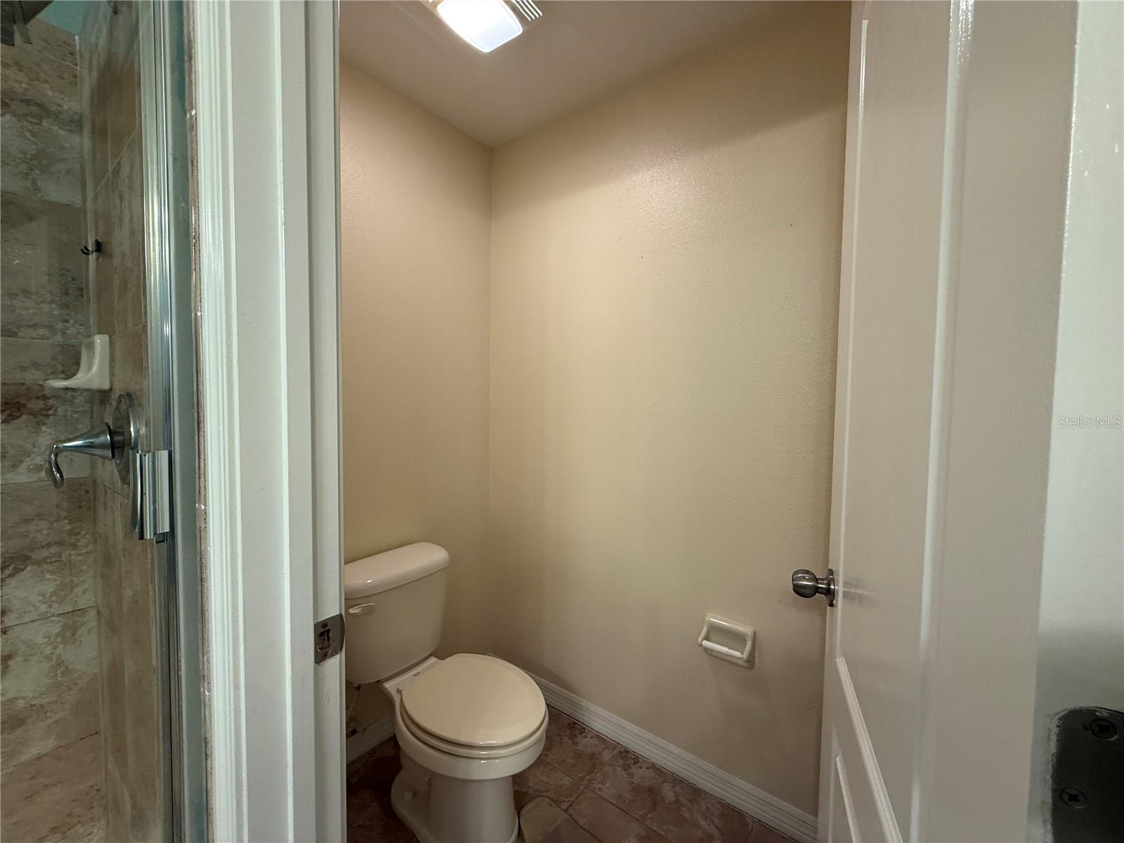 GRAND HAMPTON - Residential Lease