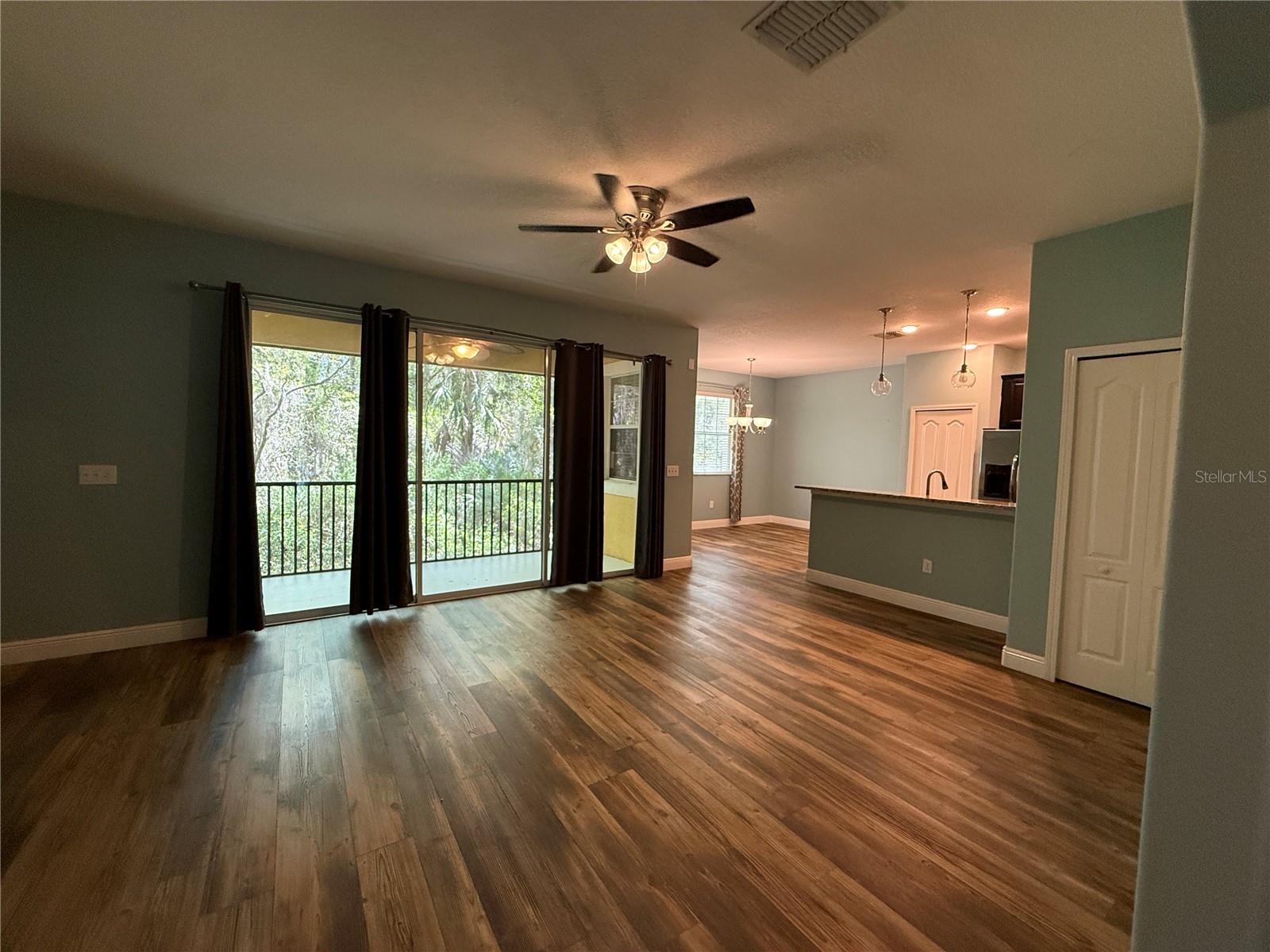 GRAND HAMPTON - Residential Lease