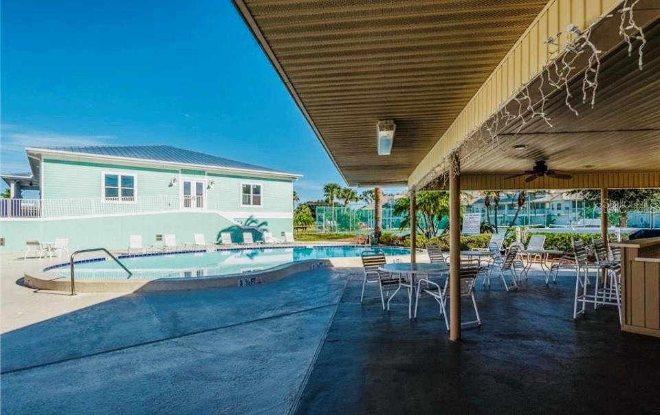 SAND PEBBLE POINTE CONDO 01 AMD 02 - Residential