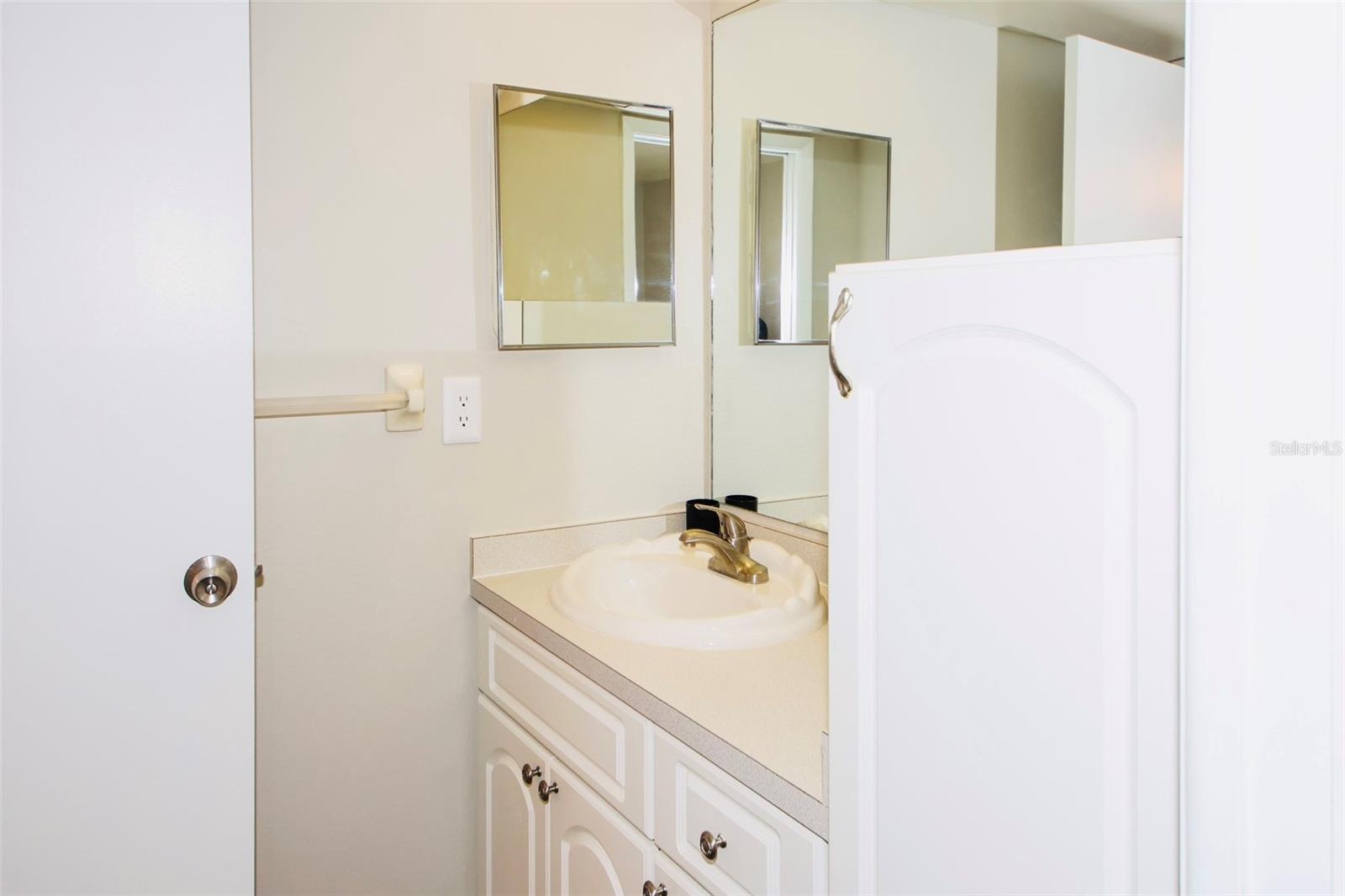 SAND PEBBLE POINTE CONDO 01 AMD 02 - Residential