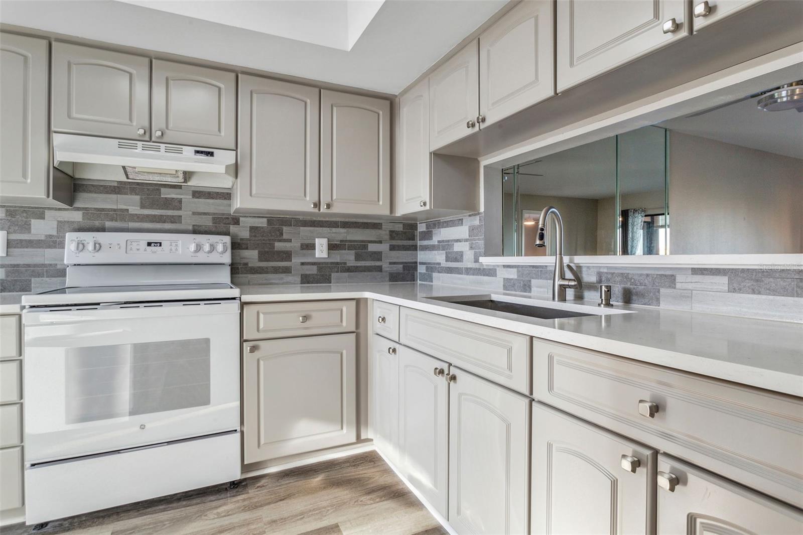 SAND PEBBLE POINTE CONDO 01 AMD 02 - Residential