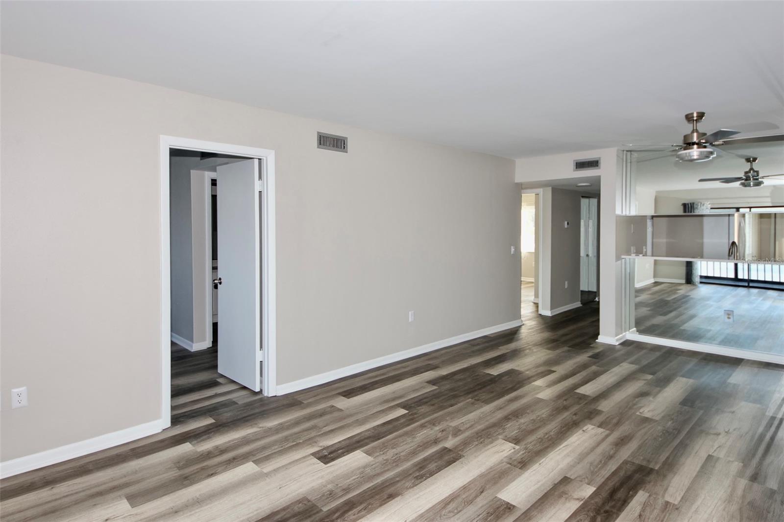 SAND PEBBLE POINTE CONDO 01 AMD 02 - Residential