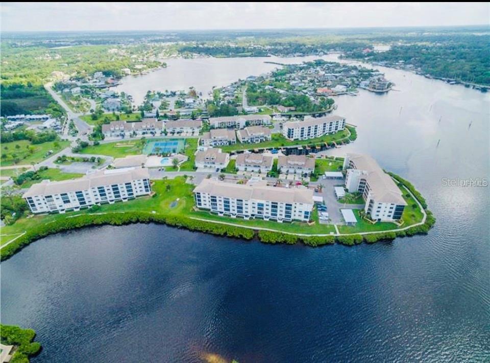 SAND PEBBLE POINTE CONDO 01 AMD 02 - Residential