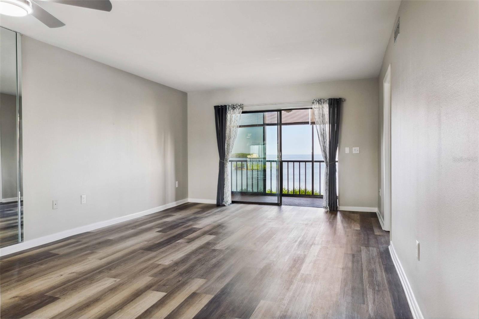 SAND PEBBLE POINTE CONDO 01 AMD 02 - Residential