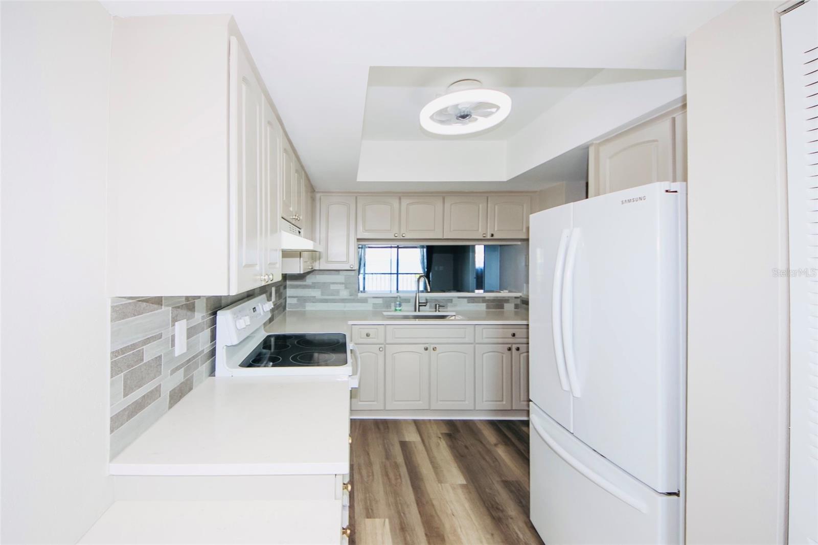 SAND PEBBLE POINTE CONDO 01 AMD 02 - Residential