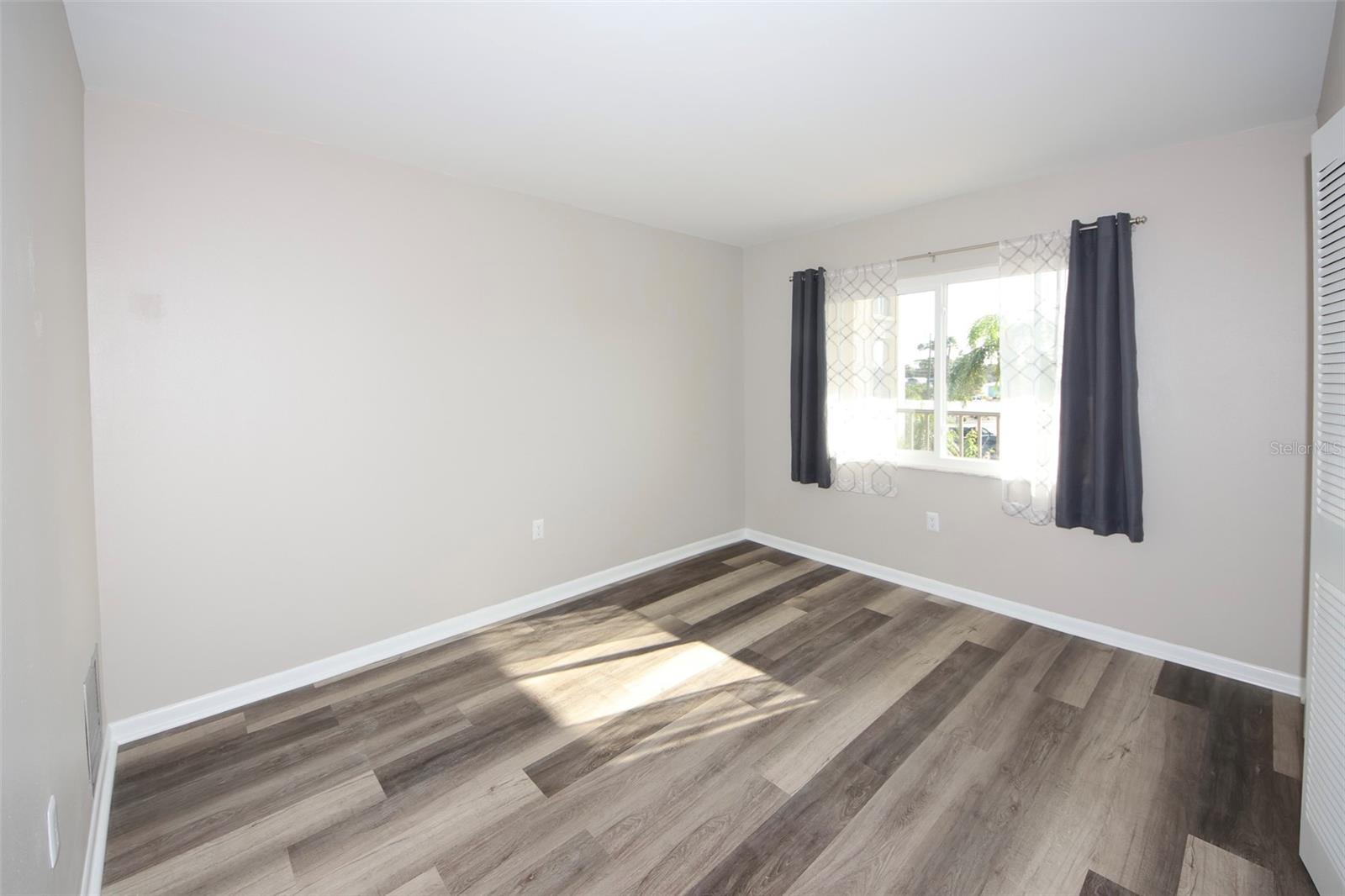 SAND PEBBLE POINTE CONDO 01 AMD 02 - Residential