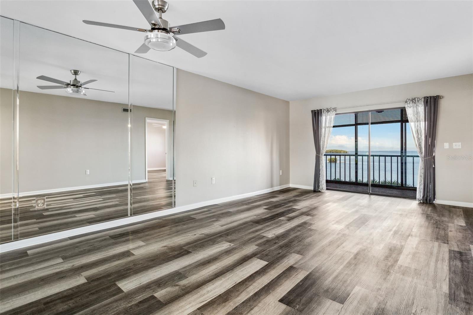 SAND PEBBLE POINTE CONDO 01 AMD 02 - Residential