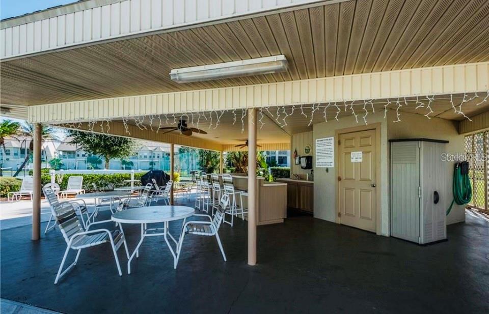 SAND PEBBLE POINTE CONDO 01 AMD 02 - Residential