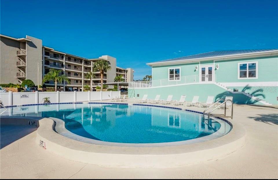 SAND PEBBLE POINTE CONDO 01 AMD 02 - Residential